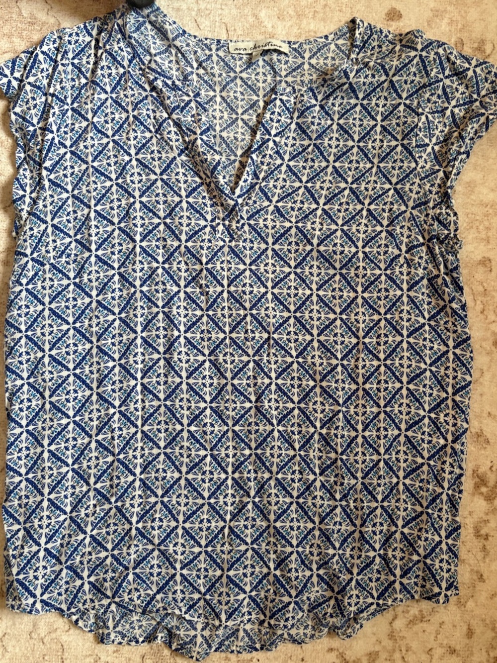 Blue & White Geometric Cap Sleeve V-Neck Blouse